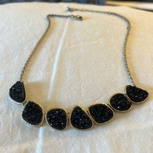 Black and gold adjustable necklace